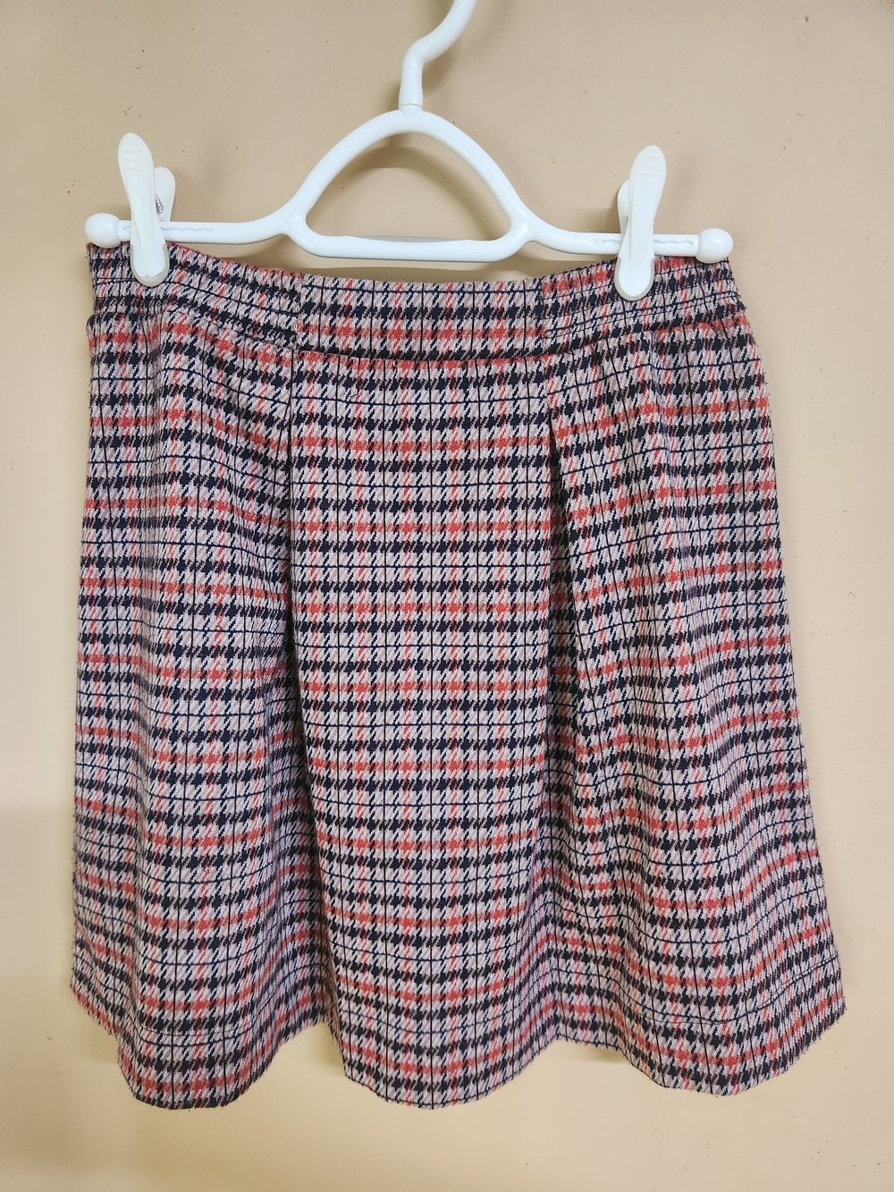 ModCloth Pink, Black & Cream Houndstooth/Plaid Skater Skirt - Picture 2 of 3